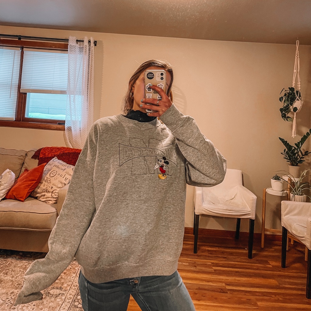 Vintage Mickey & Co Gray Crewneck Disney